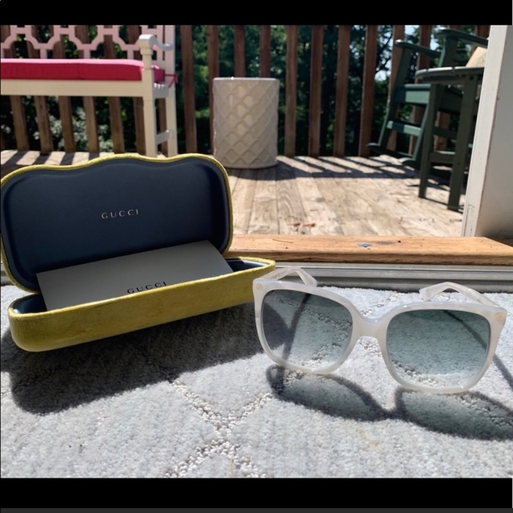 GUCCI White Mother of Pearl Cat-Eye Sunglasses - Picture 6 of 9